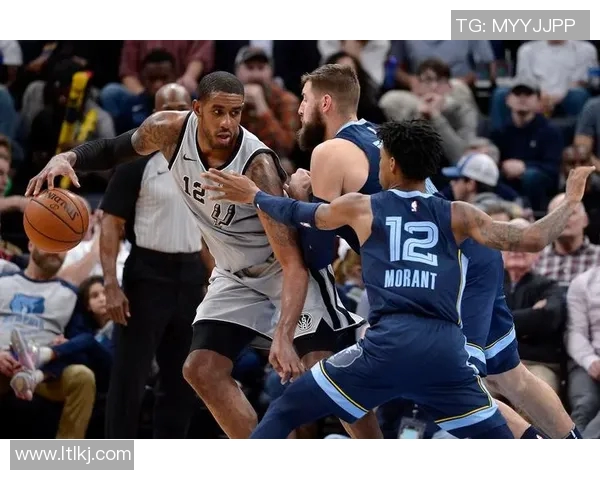 大心脏足球明星的传奇故事与无畏精神展现了体育的真正魅力与人性光辉