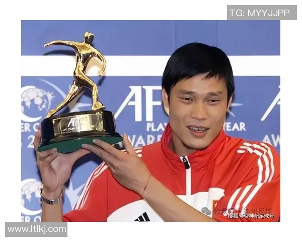 揭秘足球明星签字背后的故事与传奇人物是谁