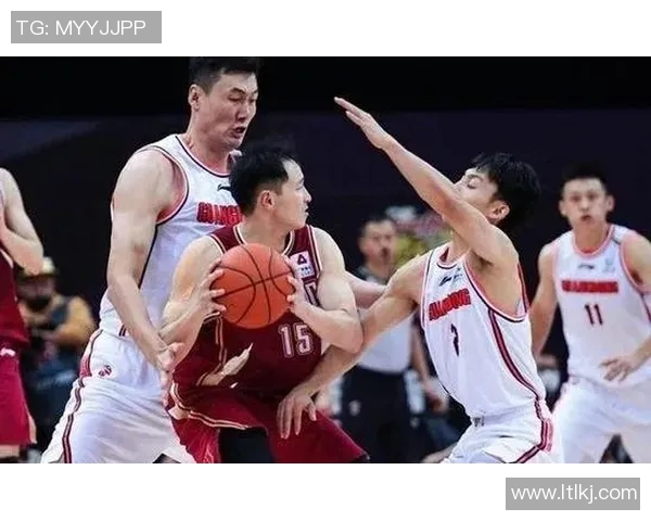 深圳排球队以80分领跑世界杯积分榜展现强劲实力和不俗表现